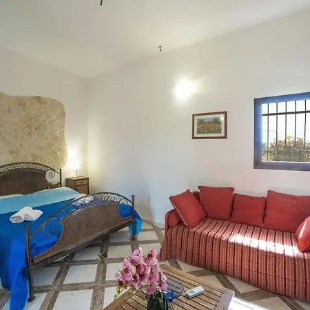 Villa Lisa With Huge Pool And Garden - Happy Melendugno
