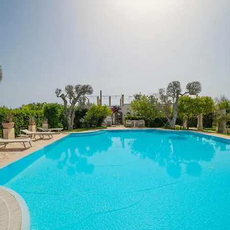 Lisa With Huge Pool And Garden - Happy Вилла *